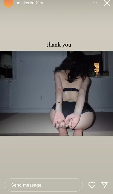 Mia Kerin étoile exclusive photos