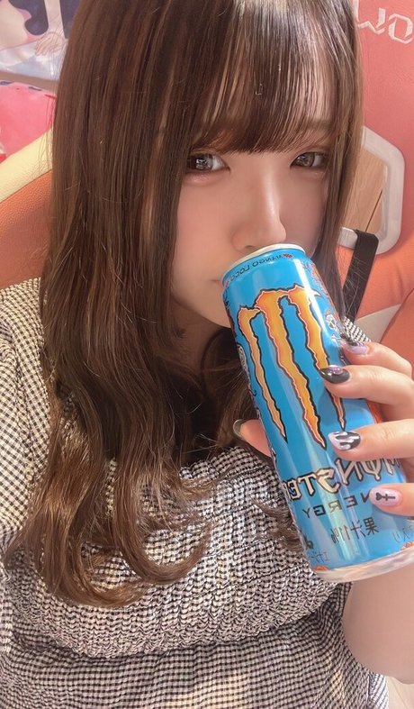 Yui Hiiragi étoile magnifique galerie