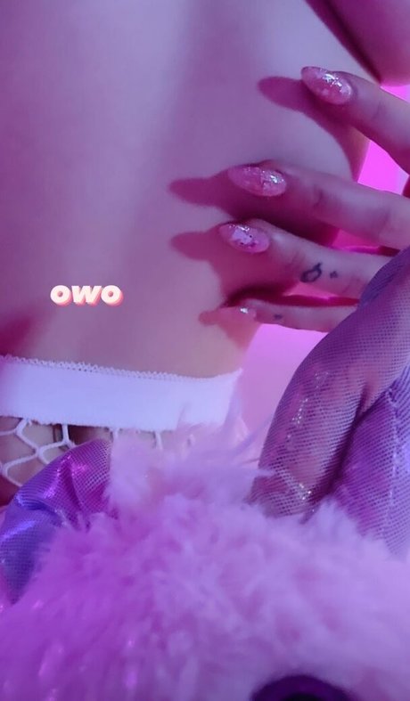 Starrymidsummer modèle xxx photo