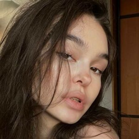 Ksenia Karpova actrice de sexe img