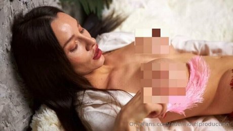 adelmorel actrice hd des photos