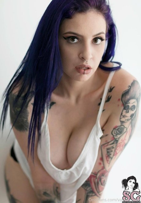 rousse aux gros seins onlyfans magnifique parfait archive