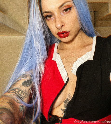 vanphell modèle magnifique img