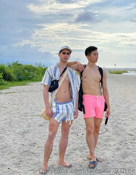 tylerwu 97free modèle hd galeries