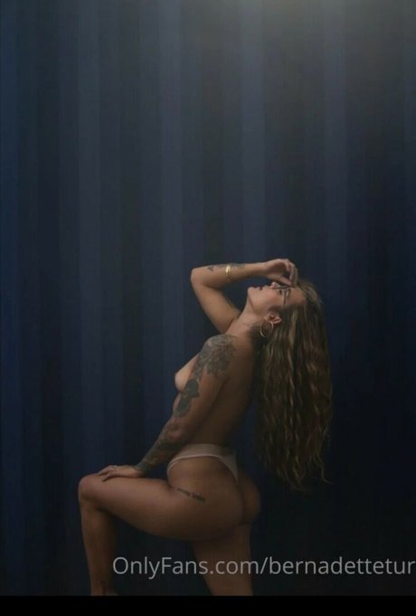 fansly seulementfans plutôt parfait image