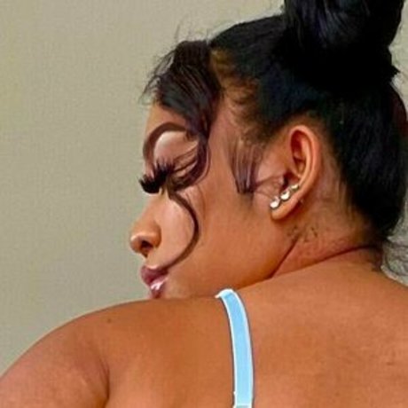 kyomiqing actrice artistique galerie