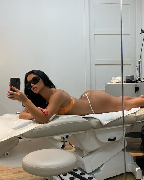 Aliana Mawla modèle joli collection