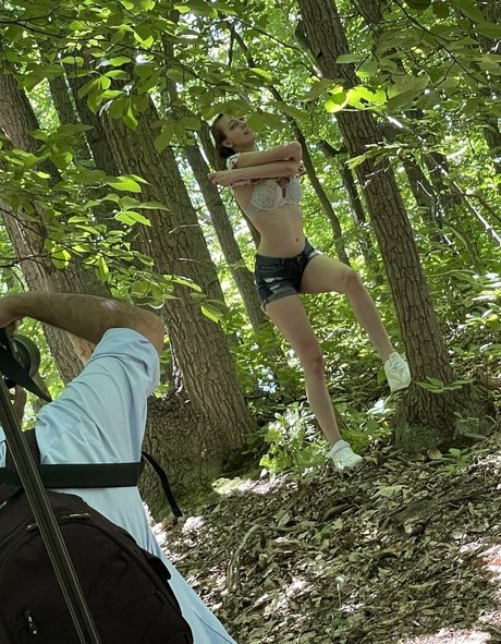 Moongirlbabyy modèle xxx photo