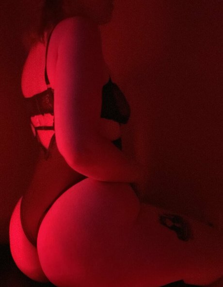 hereliesviolet star pornographique images