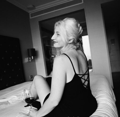 amateurs courbés onlyfans jolie adulte galeries