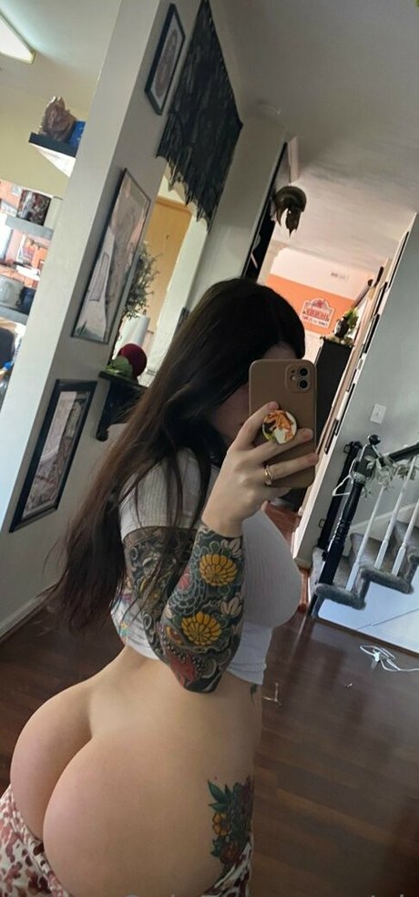 Haleylale actrice nue photo