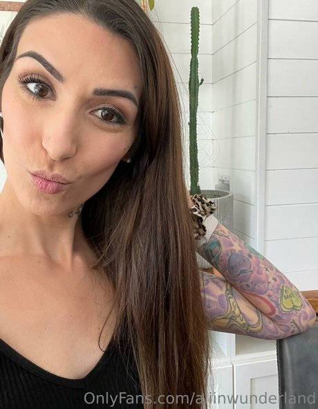 aliinwunderland star du porno xxx archive