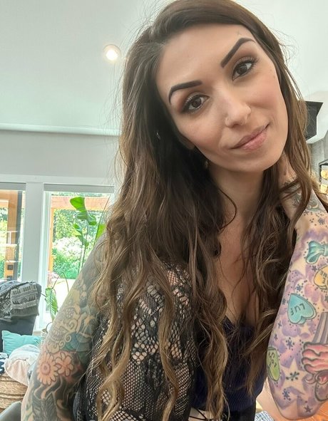 aliinwunderland modèle gratuit collection