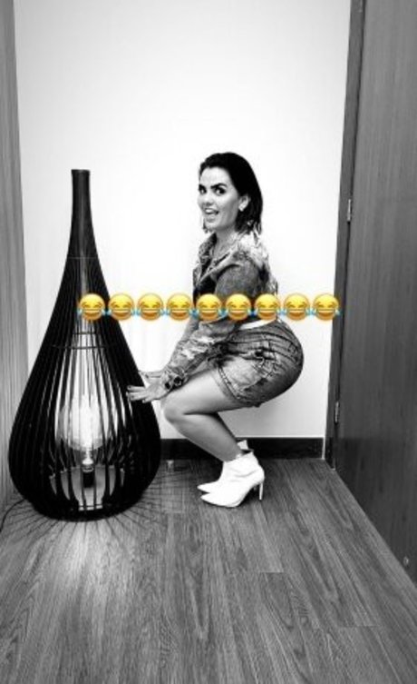 pom-pom girl nue onlyfans la plus belle photo