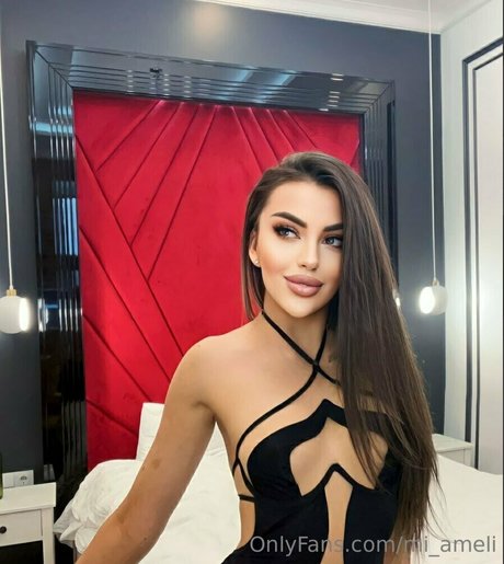 rousse au gros cul onlyfans art érotique collection