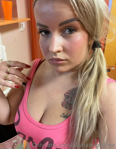 lillyoceanfree modèle érotique img