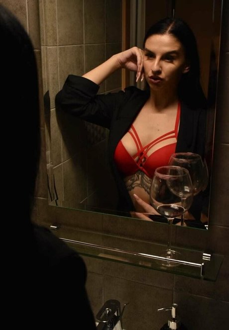 xxxnatyxxx belle star du porno photo