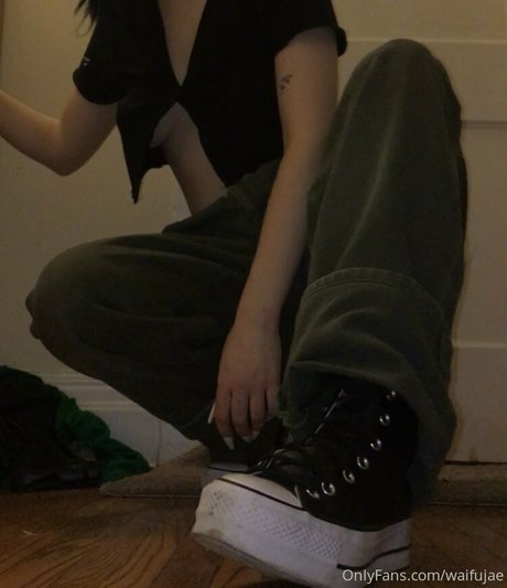 divinesolesandtoes star du porno en haute qualité photo