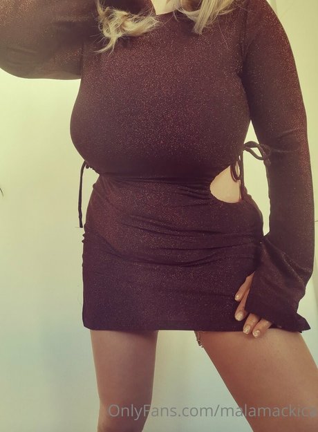 malamackica actrice adulte photos