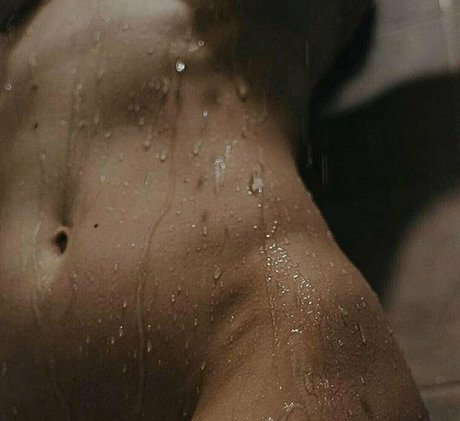 icecloud00 star du porno en haute qualité galerie