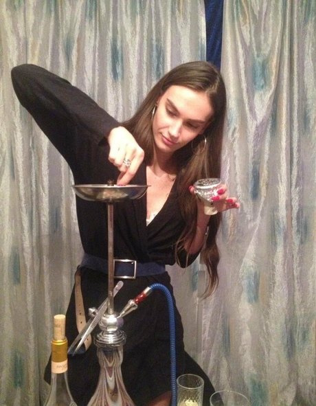 karamelka katvip jolie star du porno galerie