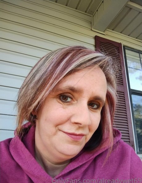 alreadywet69 étoile gratuite img