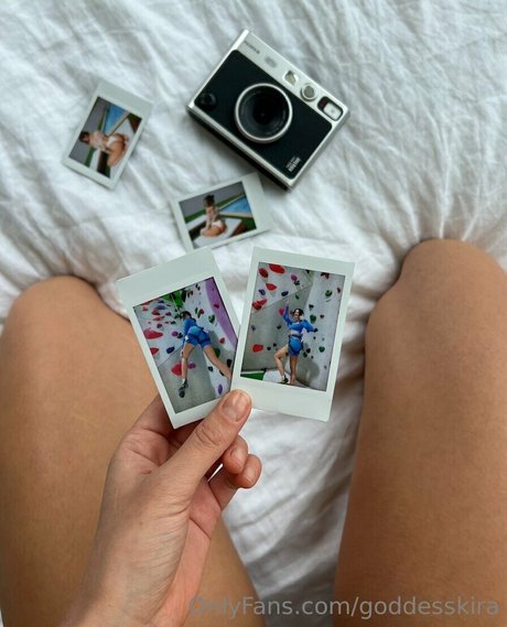 goddesskira actrice érotique des photos