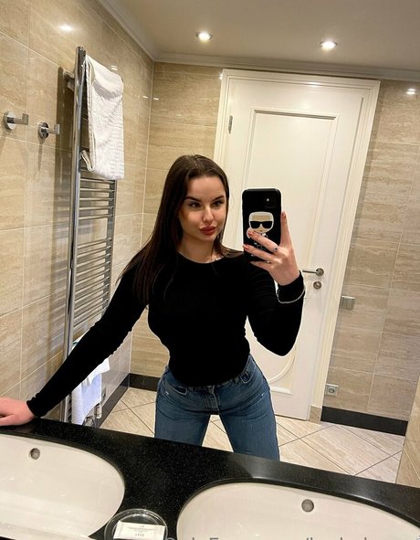 leyla luxxx étoile de haute qualité galeries