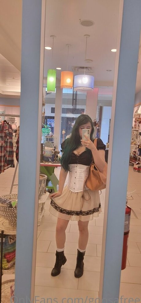 filles célèbres onlyfans érotique sympa photo