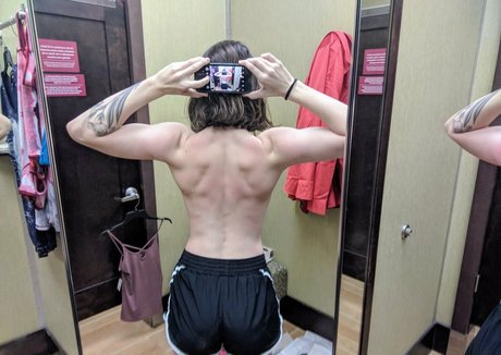 brunettefivefootfour star pornographique archive