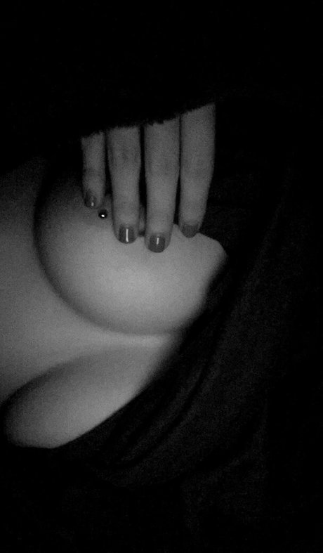 brunettefivefootfour star du sexe image