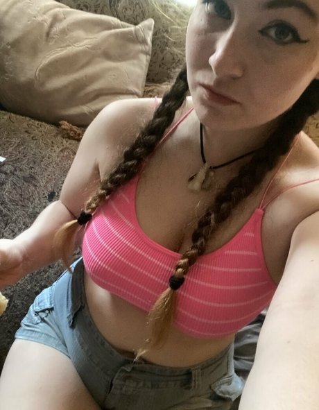 Lylah Love modèle hd image