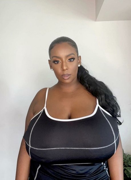 Marta Ethio art étoile des photos