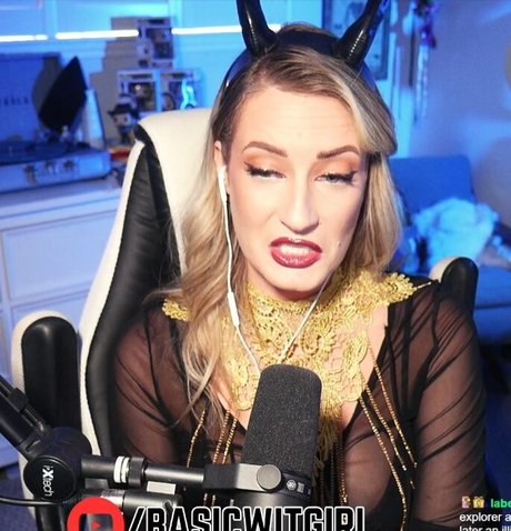 infirmière brune onlyfans sexe des photos