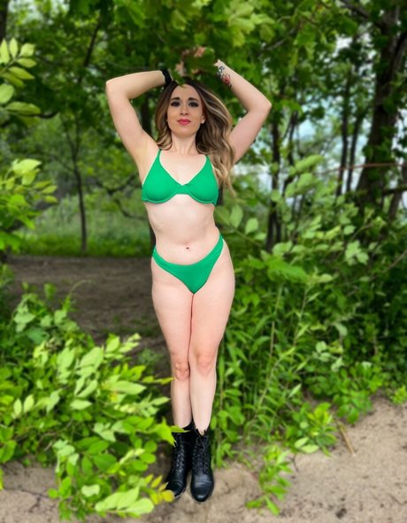 ébène sexy onlyfans gratuit exclusif images