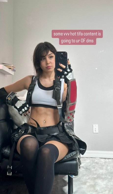 Emilybebe sexe star galerie