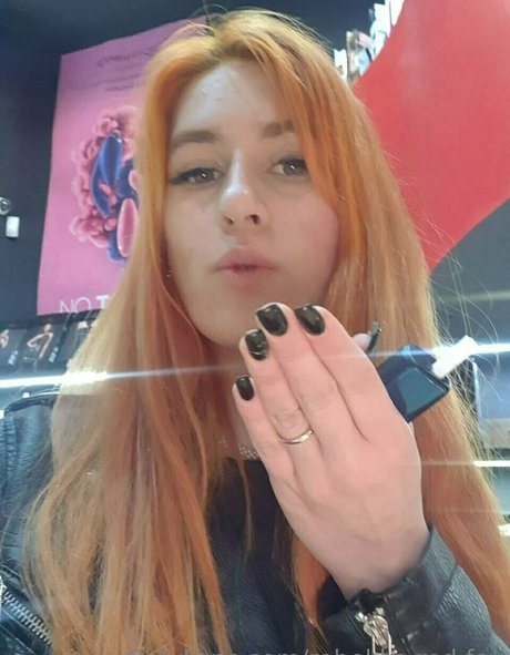 pom-pom girl nue onlyfans gratuit de haute qualité photos