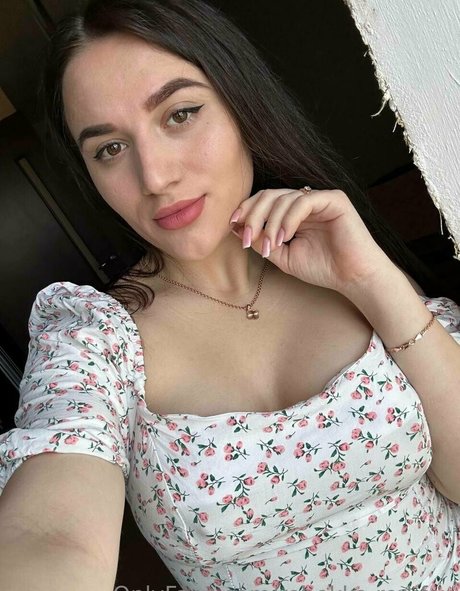 filles potelées onlyfans haute qualité sympa image