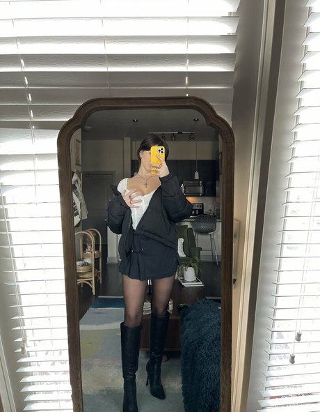 éjacule sur la langue onlyfans érotique sympa galerie