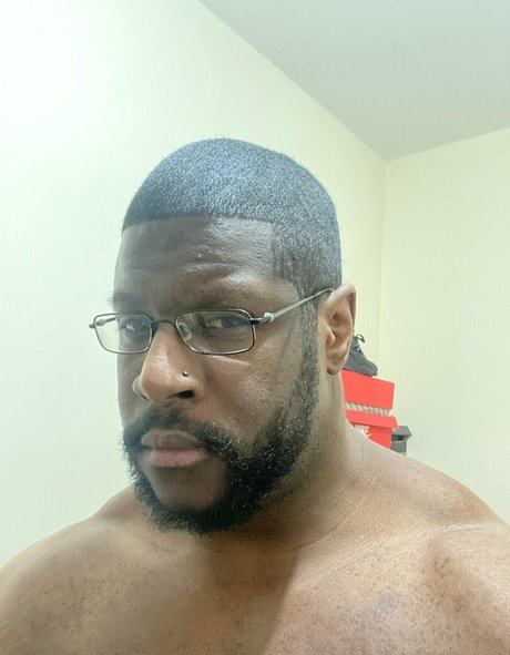 pleasure12368 modèle sexy photo