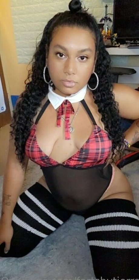 fartsbytierra jolie star du porno des photos