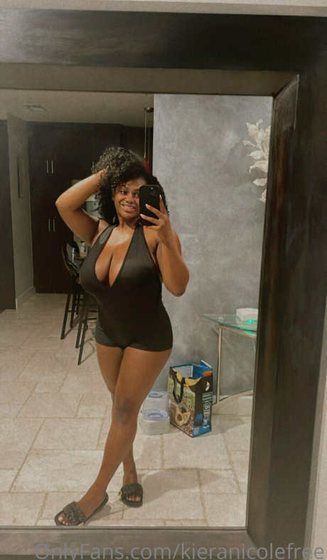 tricherie onlyfans assez nue photo