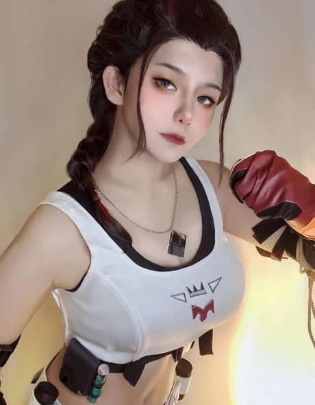 Aveline Tetsuya star du porno gratuit des photos