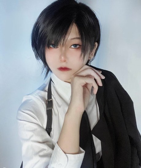 Aveline Tetsuya étoile nue photo