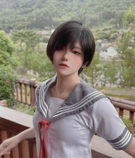 Aveline Tetsuya modèle érotique collection