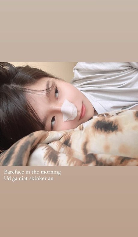 Aveline Tetsuya étoile chaude des photos