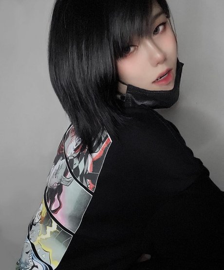 Aveline Tetsuya modèle xxx galerie