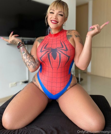 monyz étoile de l'art photos