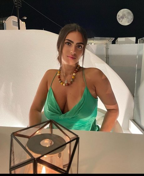 Carmel Yehezkel étoile chaude galerie