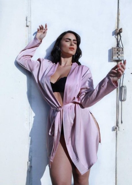 Carmel Yehezkel actrice sexy galeries